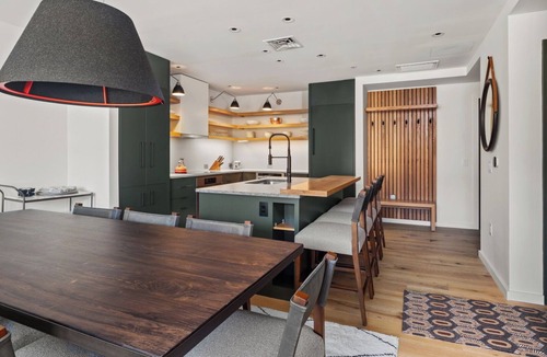 Stowe Area Condo | Lux Mountainside 2 Bed Mountainside Condo