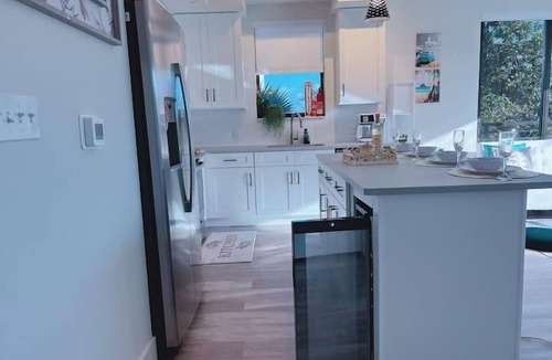 West Palm Beach Apartment | Lux place green Cozy 3 Beds 2rooms