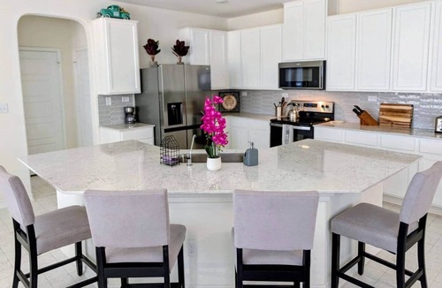 New Braunfels House | LUX *Pool Home*
