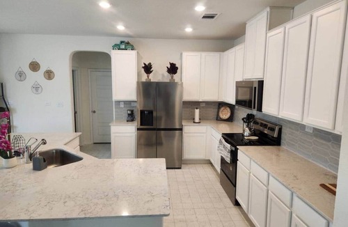 New Braunfels House | LUX *Pool Home*