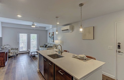 Marble Falls Apartment | Lux*Pool/HotTub*Golf*Amenities