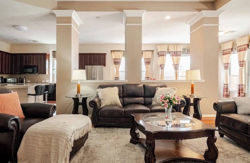 Barker House | Lux Retreat w Heated Pool Optional Upgrade