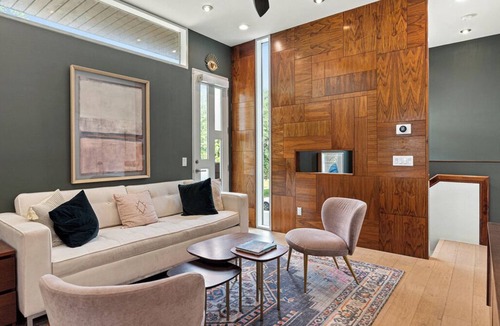 Travis Heights House | Lux SoCo Penthouse in the Heart of Austin