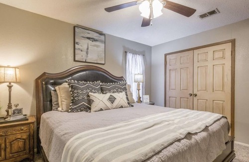 Abilene House | Lux stay at Yeomans Place!