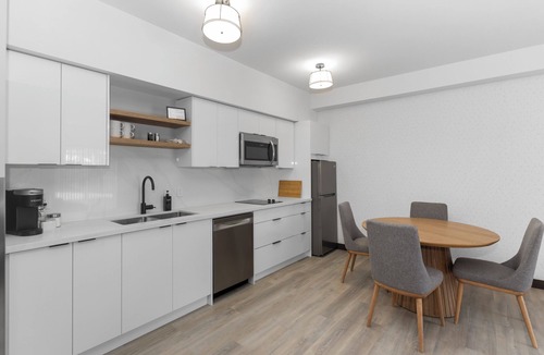 Thunder Bay Hotel | Lux Suites Extended Stay