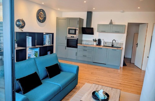 La Demi-Lune Apartment | LUX T2 Calm, Modern & Cosy - Caen Centre