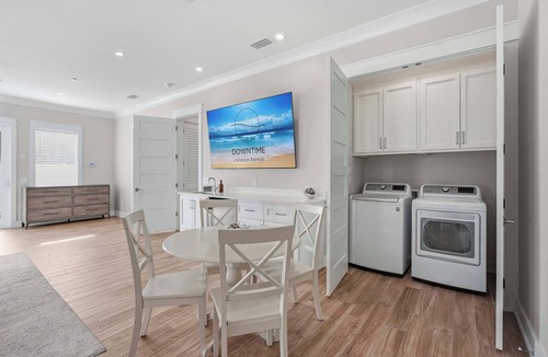 Bid-a-wee Beach House | LUX Teddy's Heaven: Beachfront | 6 Seater LSV | Pool/Hottub