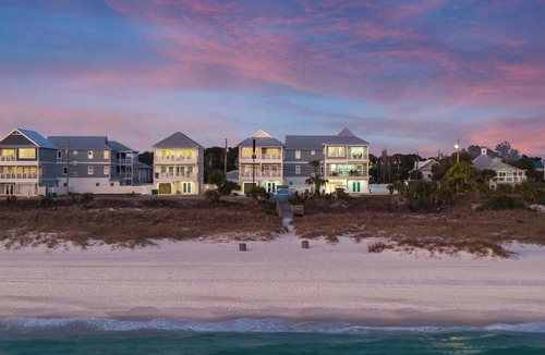 Bid-a-wee Beach House | LUX Teddy's Heaven: Beachfront | 6 Seater LSV | Pool/Hottub