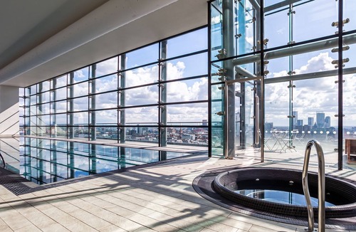 Manchester City Centre Apartment | Lux Two Bed With Pool and Gym Access
