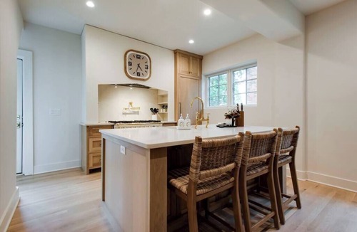Nashville House | Lux West Nash Tudor, 4mi to DT, Sleeps 9