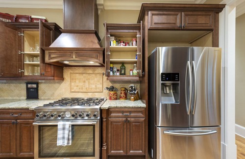 Greensboro House | Lux with heated pool, 15-person hot tub, Pool and Poker Tables, WiFi & Biz Ready