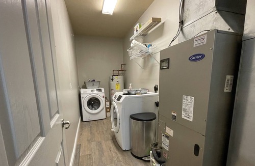 Morgantown Condo | luxary condo near include 3 bd 3 bathroom and fire place