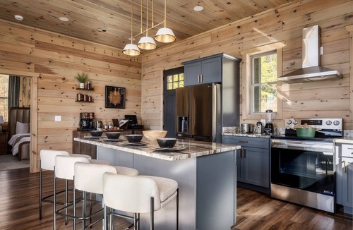 Sevierville Cabin | LuxCabin with Stunning Views 🍂 Indoor Heated Pool
