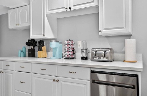 St. Elizabeth's Apartment | Luxe 2BR | Prime Location