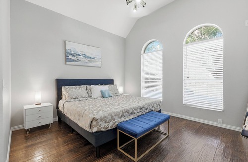 Frisco House | Luxe 3B Cozy and 5-Star Stay in Frisco