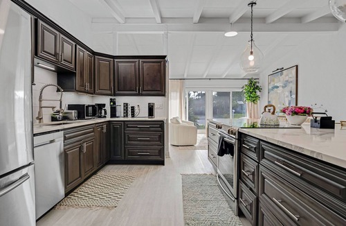Lauderdale Isles House | Luxe 3BR/3BA Waterfront Retreat Heated Pool Oasis