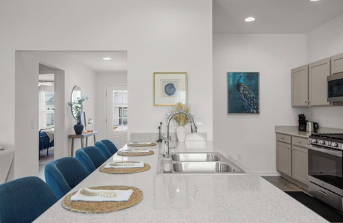 Sumter County House | Luxe 3BR | Long & Short Stays l Walk to Eastport