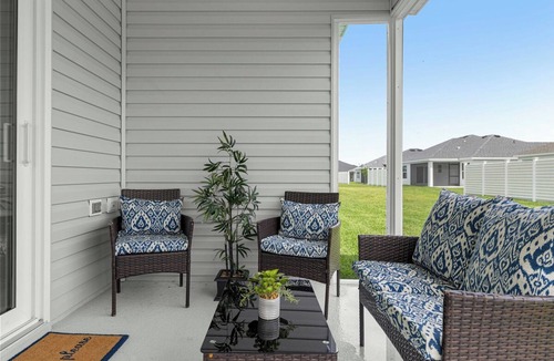 Sumter County House | Luxe 3BR | Long & Short Stays l Walk to Eastport
