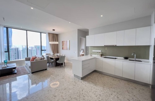 Golden Triangle Apartment | Luxe 3R2B Pav Ceylon Bukit Bintang KLCC 600MBPS