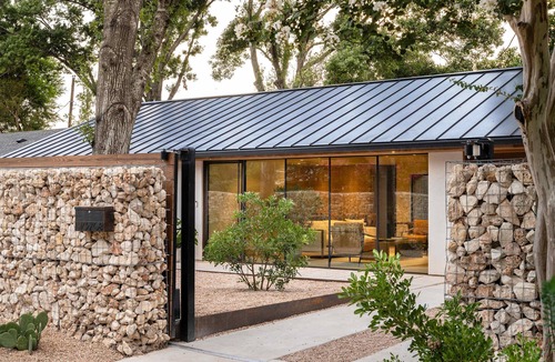 St. Edwards House | Luxe 4-Bedroom Retreat | Near SoCo | Private Pool