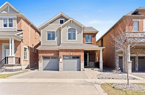Milton House | Luxe 6 Bed Home | Lion Safari | Ping Pong | Fallsn