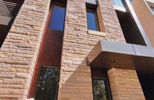 Golden Triangle House | Luxe 6 floors w parking! Walk to museums, Convention Center, shops & cafes.