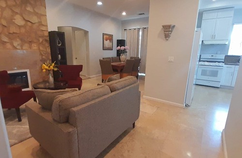 Hermosa Village House | Luxe 6Bd/6Ba,5 Minutes Disney Convention C, Beaches 20minutesnnnnnnnnnnnnnnnnnnn