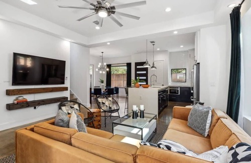 Govalle House | Luxe 8BR Austin Combo | Pool, Grill & Rooftop Deck