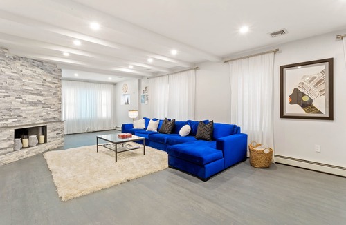 Queens House | Luxe and Relaxation Living