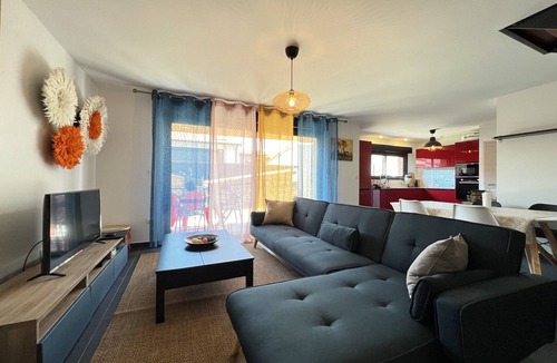 Cote Pavee Villa | Luxe apartment with private terrace