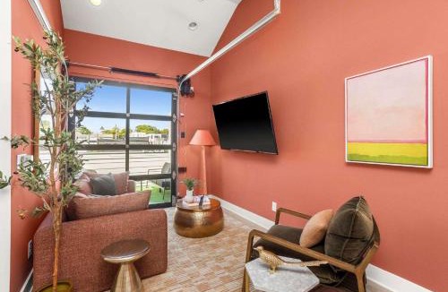 Eighth Avenue House | LUXE at 8th and Argyle Elite Nashville Vacation Spot