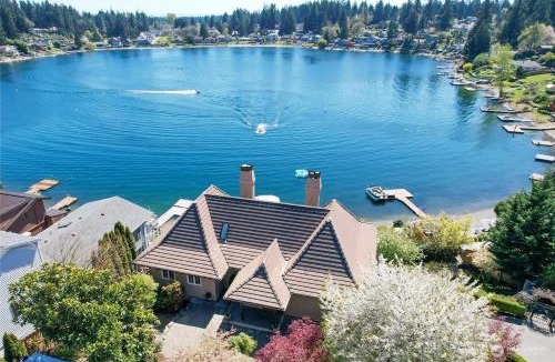 Lakewood Villa | Luxe At Louise