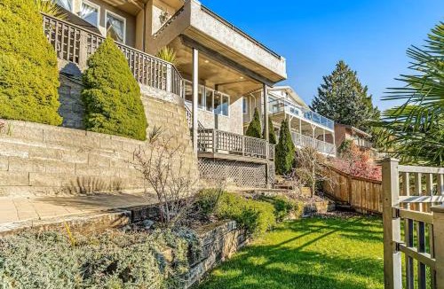 Lakewood Villa | Luxe At Louise