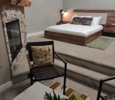 Lakewood Villa | Luxe At Louise