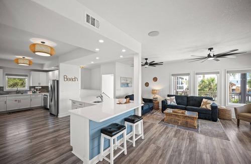 Perdido Key Coves One House | Luxe Beach Retreat: Private Pool, Spa and Dock!