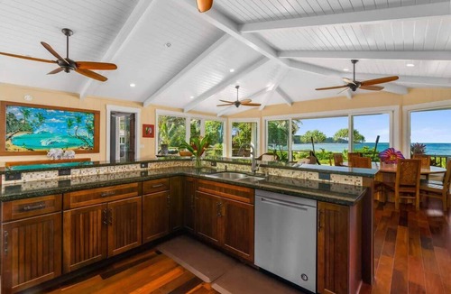 Anahola House | Luxe Beachfront Anahola with A/C