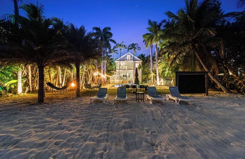 Islamorada Villa | Luxe Beachfront Villa