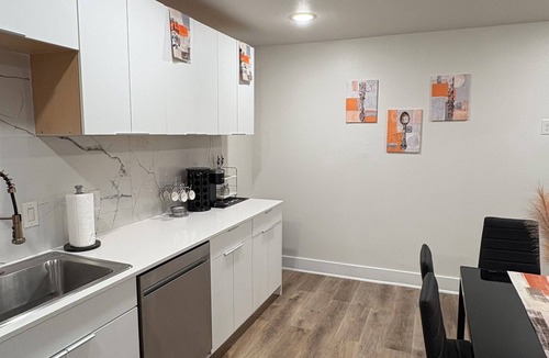 Old East Dallas Apartment | Luxe Bellevue In Downtown Dallas