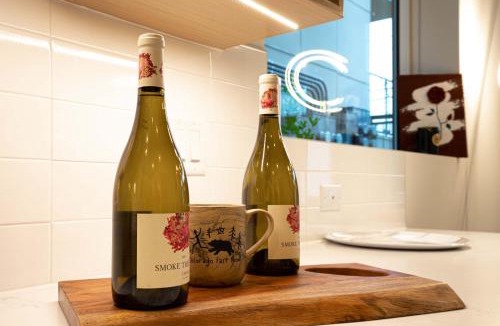 Atlantic Apartment | Luxe Central Home with Views & Rooftop