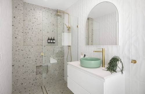 Ninderry House | Luxe Coastal Rainforest Oasis