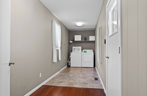 Stockton House | Luxe Covered Patio-2 Luxury King Beds-Double Boat Parking-Minutes from OT Marina