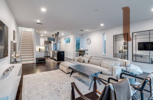 Cityplace House | Luxe Dallas Duplex Business & Downtown Ready