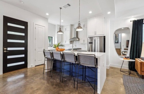 Govalle House | Luxe East Austin Home | Pool, Grill & Rooftop Deck