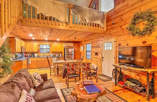 Epworth House | Luxe Fightingtown Creek Cabin: 2 King Suites & Spa