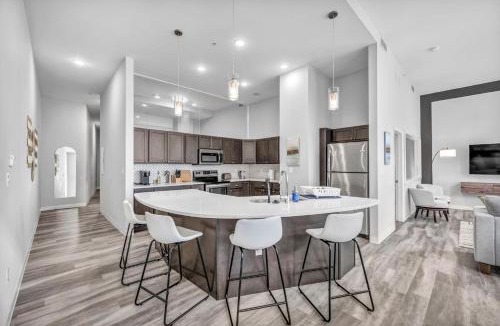 Gateway District Apartment | Luxe Flat with Heated Pool Sauna Rooftop Deck Gym