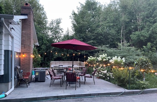 Sutton House | Luxe Georgina Cottage Near Lake Simcoe
