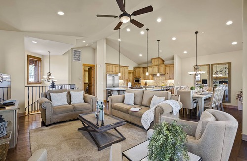 Truckee House | Luxe Getaway w/Golf Access | King Suite, Games, EV Charger, Near Town & Trails