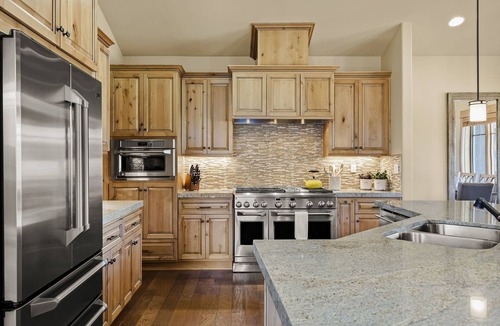 Truckee House | Luxe Getaway w/Golf Access | King Suite, Games, EV Charger, Near Town & Trails