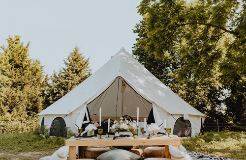 Kansas City RV Rental | Luxe Glamping Suite Sleeps Six /Perfect For Groups