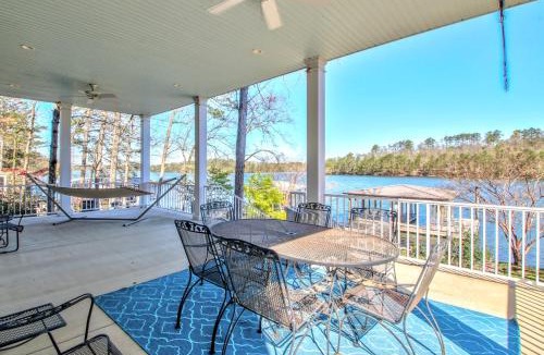 Hot Springs House | Luxe Haven Lakehouse